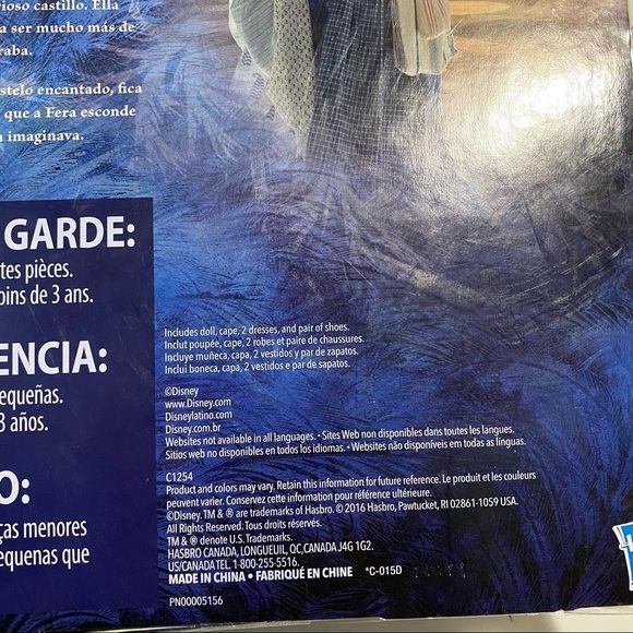 Disney’s Movie Beauty and the Beast Belle Fashion Doll 2 Outfits - Picture 3 of 6